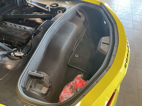 Used 2020 Chevrolet Corvette Stingray Coupe w/ 1LT image 27