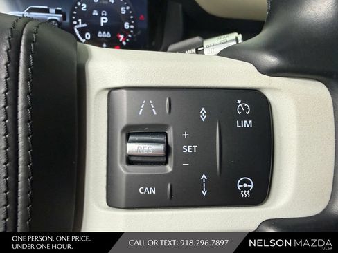 Used 2022 Land Rover Defender 110 XS Edition AWD/4WD image 26