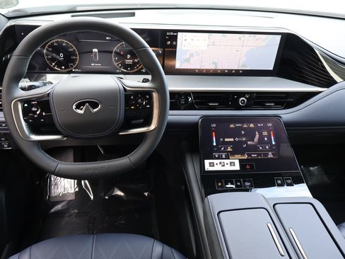 Used 2026 INFINITI QX80 4WD image 18