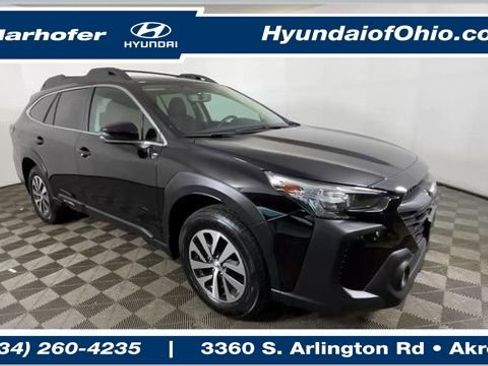 Used 2023 Subaru Outback Premium AWD/4WD image 1