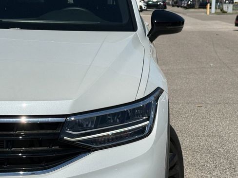 Certified 2024 Volkswagen Tiguan SE R-Line FWD image 3