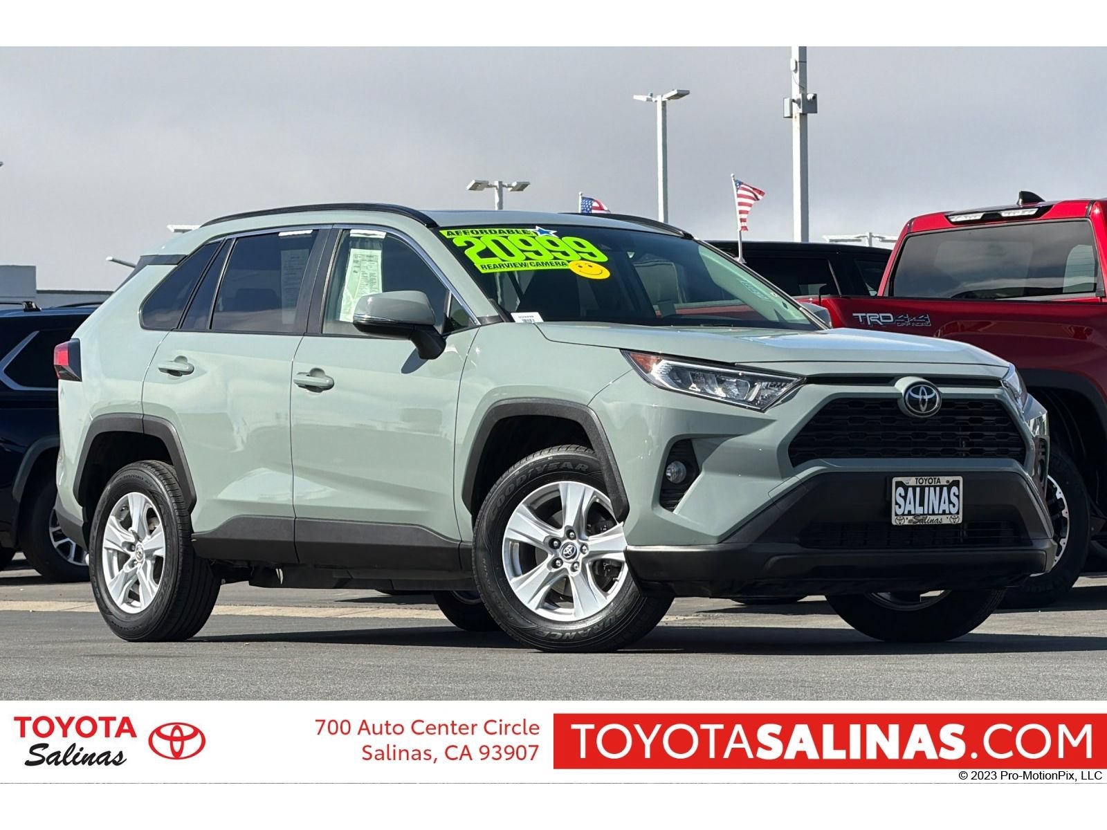 Used 2019 Toyota RAV4 XLE w/ Convenience Package AWD/4WD image 1