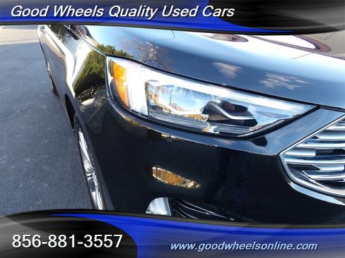 Used 2019 Ford Edge Titanium w/ Equipment Group 301A image 10