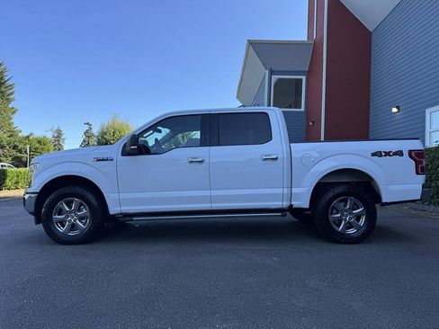 Used 2018 Ford F150 XLT w/ Equipment Group 302A Luxury AWD/4WD image 5
