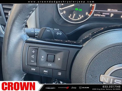 Used 2023 Nissan Rogue SV w/ SV Premium B Package image 28