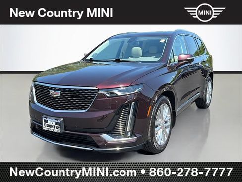 Used 2021 Cadillac XT6 Premium Luxury AWD/4WD image 3