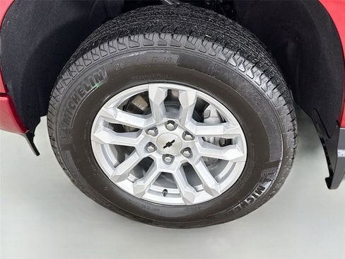 Used 2025 Chevrolet Silverado 1500 RST image 31