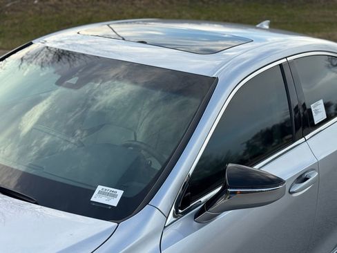 New 2025 Lexus ES 350 w/ Premium Package image 10