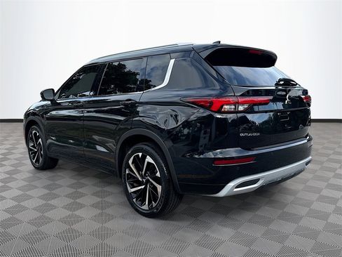 Used 2022 Mitsubishi Outlander SEL image 8
