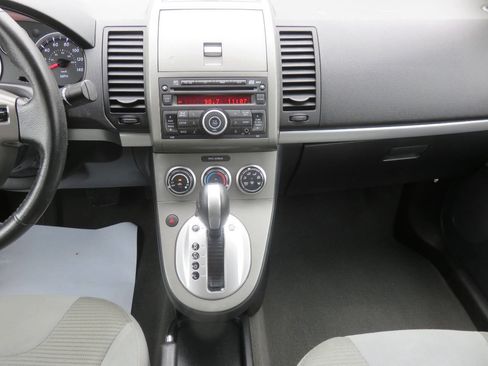 Used 2012 Nissan Sentra 2.0 S w/ Convenience Pkg image 16