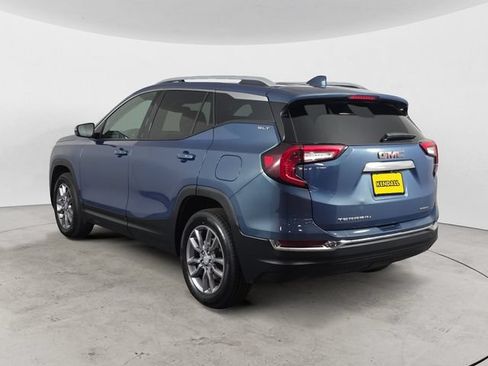 Certified 2024 GMC Terrain SLT AWD/4WD image 3