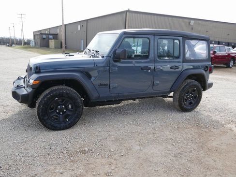 New 2026 Jeep Wrangler Unlimited Sport AWD/4WD image 7