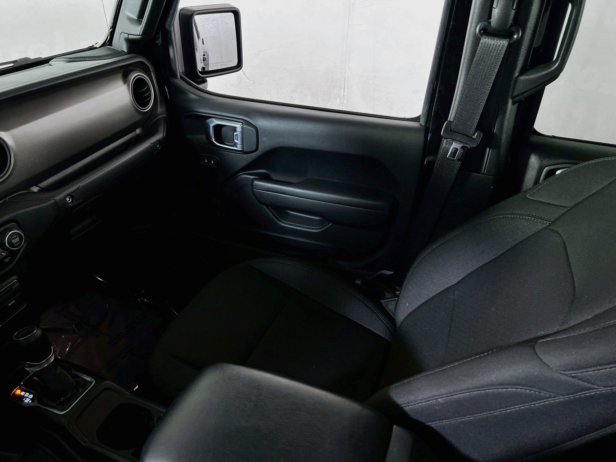 Used 2023 Jeep Gladiator Sport AWD/4WD image 22