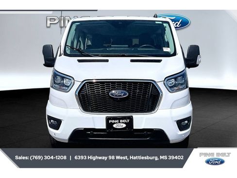 Used 2023 Ford Transit 350 XLT RWD image 3