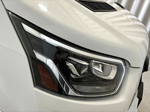 Used 2023 Ford Transit 350 XLT image 27