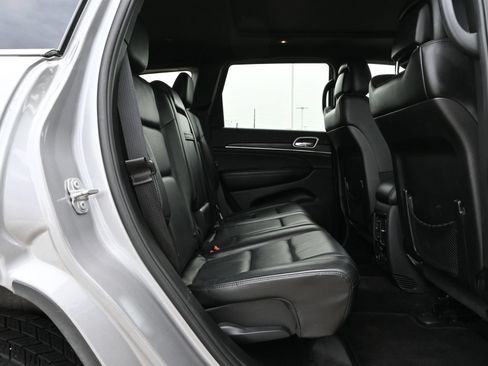 Used 2018 Jeep Grand Cherokee Limited w/ Luxury Group II AWD/4WD image 24