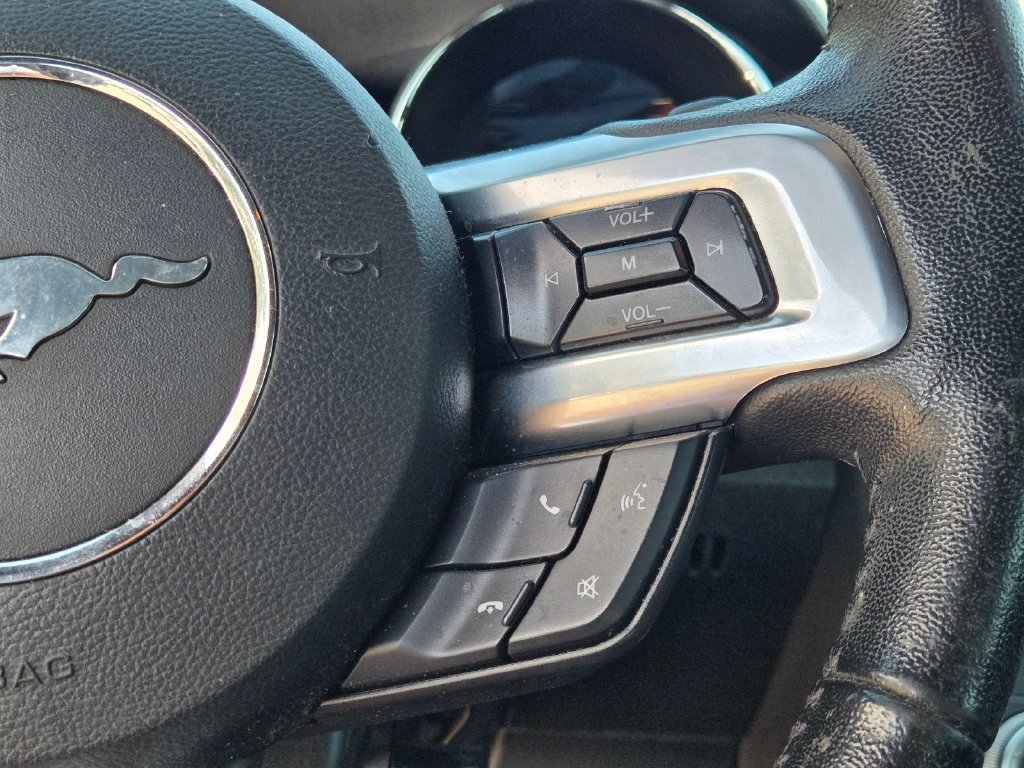 Used 2017 Ford Mustang Coupe RWD image 19