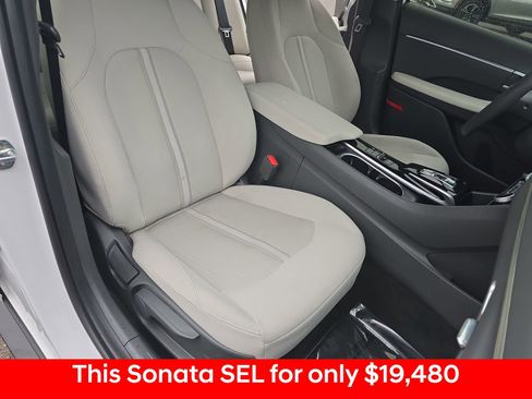 Used 2022 Hyundai Sonata SEL image 16