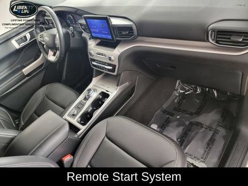 Used 2024 Ford Explorer XLT w/ Equipment Group 202A AWD/4WD image 19