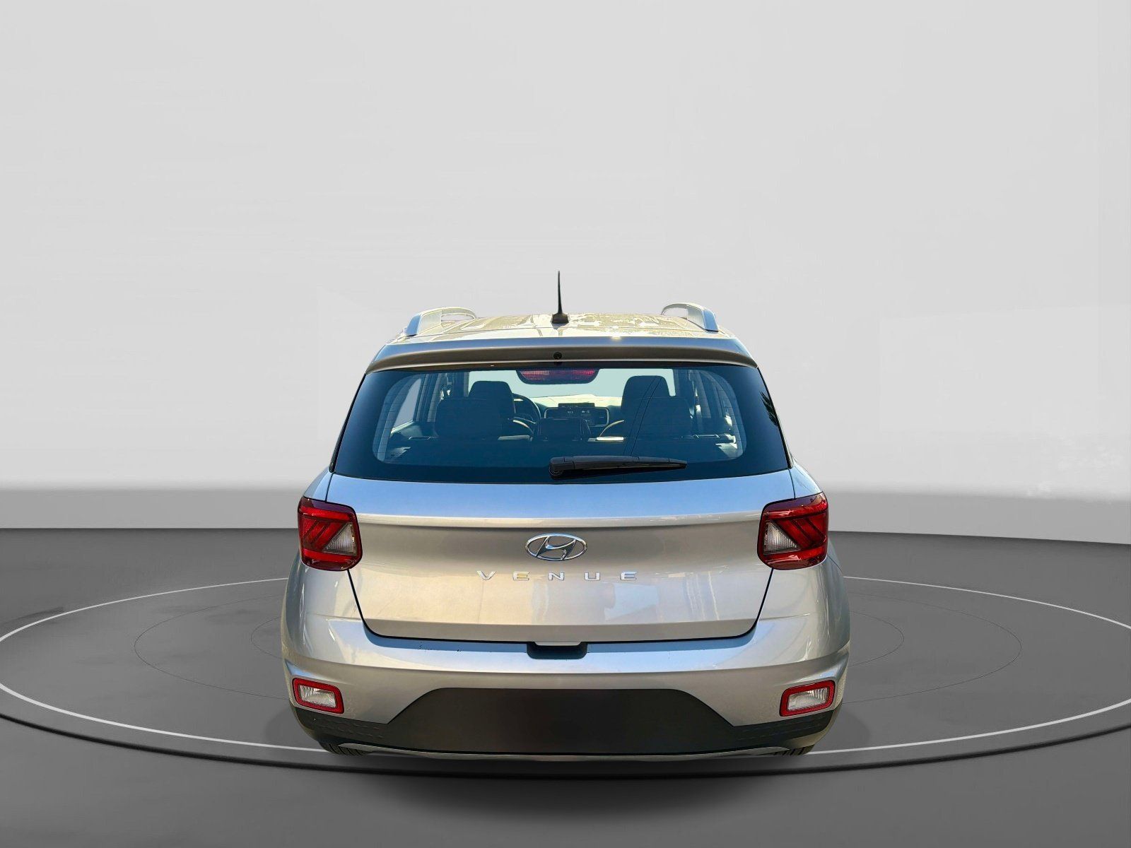 Used 2026 Hyundai Venue SEL FWD image 5