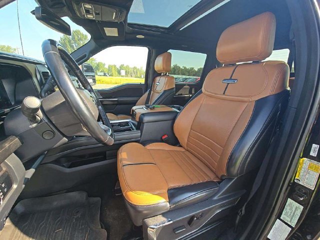Used 2024 Ford F250 Platinum AWD/4WD image 3