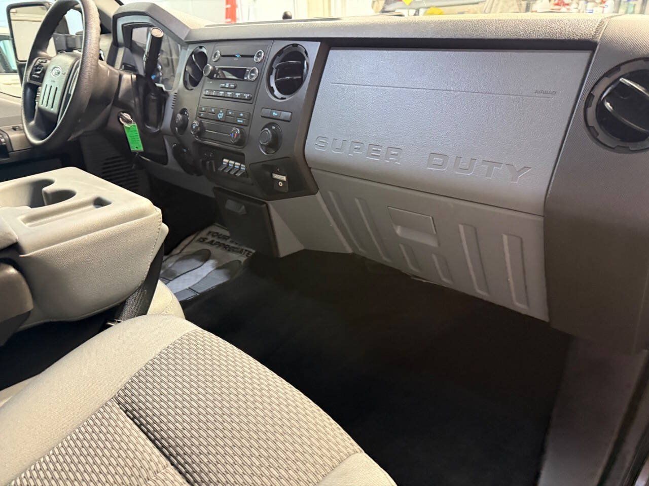 Used 2016 Ford F350 XLT w/ XLT Premium Package AWD/4WD image 17