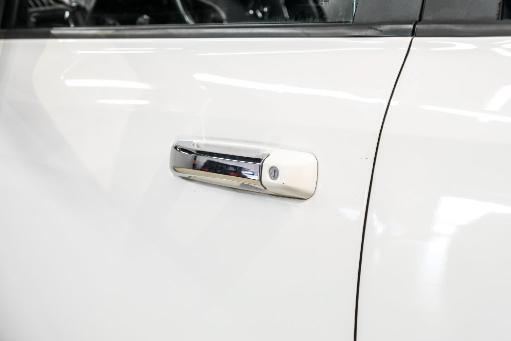 Used 2018 RAM 1500 Laramie AWD/4WD image 35