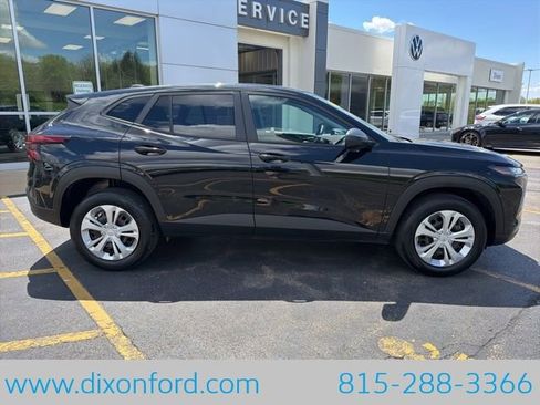Used 2024 Chevrolet Trax LS FWD image 9