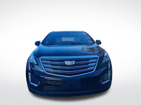 Used 2019 Cadillac XT5 FWD image 2