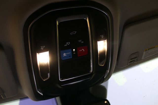 Used 2021 Jeep Grand Cherokee L Limited AWD/4WD image 21