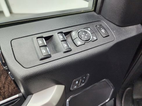 Used 2019 Ford F350 Lariat w/ Chrome Package image 44