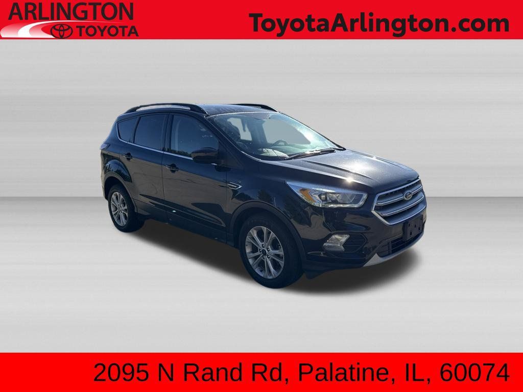 Used 2017 Ford Escape SE w/ Equipment Group 201A FWD 360° Tour