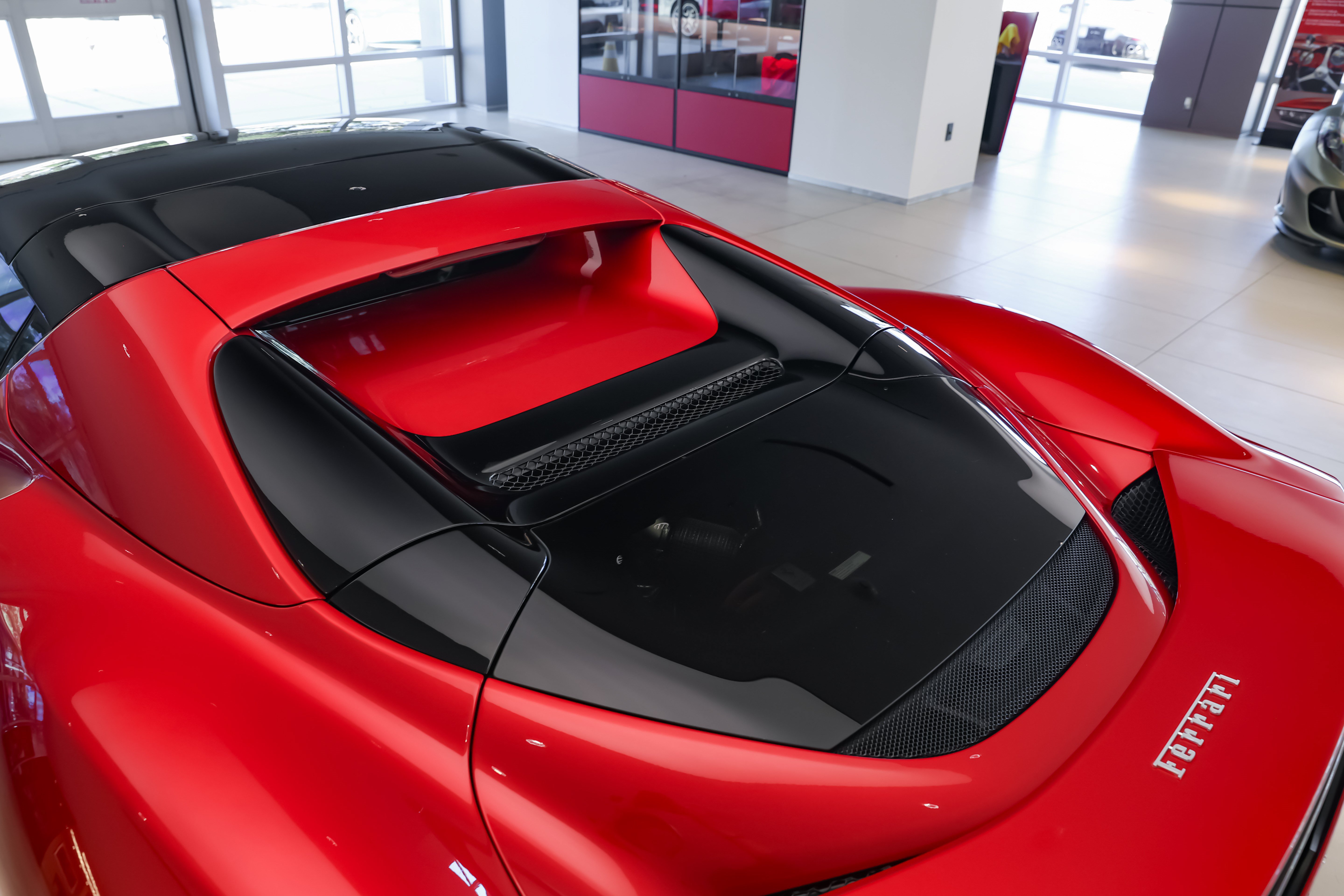 Used 2024 Ferrari 296 GTS RWD image 28