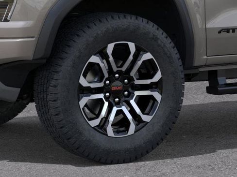 New 2026 GMC Canyon AT4 w/ AT4 Premium Package image 9