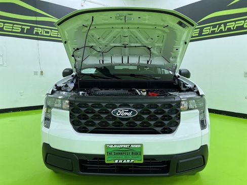 Used 2025 Ford Maverick XL w/ Equipment Group 102A AWD/4WD image 4