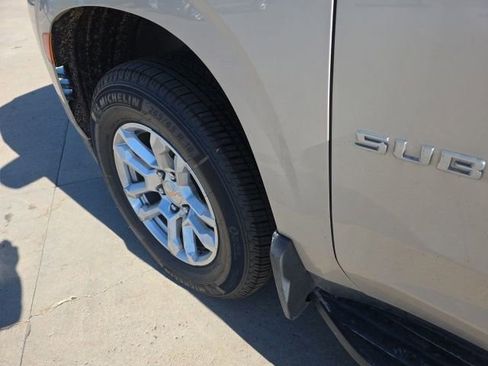 Used 2022 Chevrolet Suburban LT w/ Max Trailering Package AWD/4WD image 11