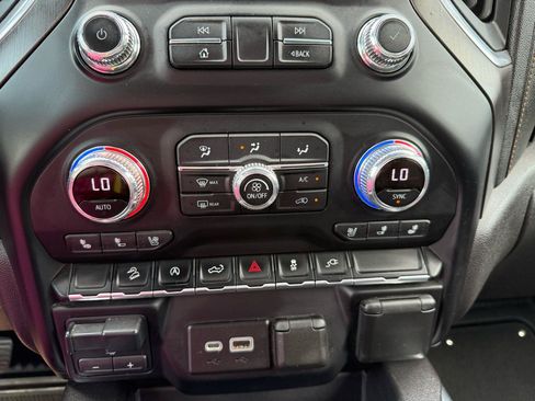 Used 2021 GMC Sierra 1500 AT4 AWD/4WD image 33