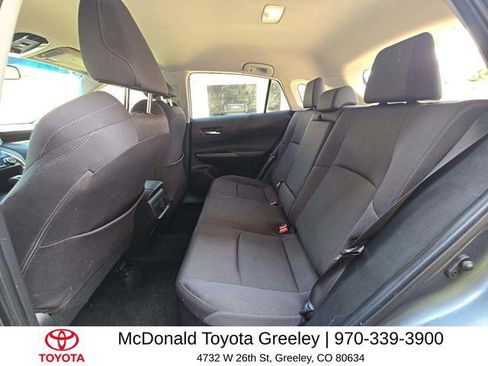 Used 2021 Toyota Venza LE AWD/4WD image 8