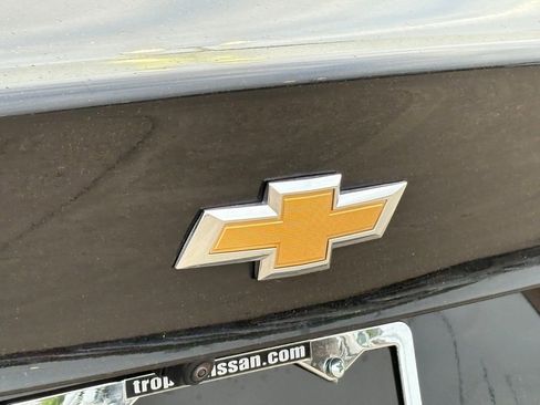 Used 2025 Chevrolet Malibu LT FWD image 8
