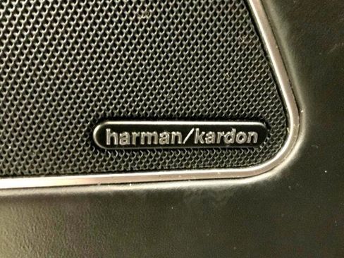 Used 2017 Maserati Levante S image 29