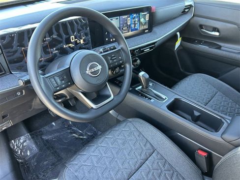 New 2026 Nissan Kicks SV image 17