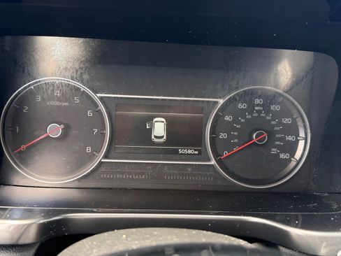 Certified 2023 Kia Sorento LX FWD image 7