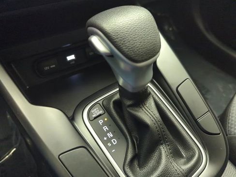 Used 2023 Kia Soul LX image 19