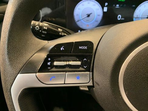 Used 2024 Hyundai Elantra SEL image 19