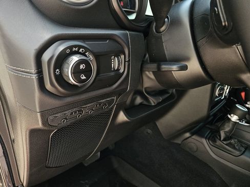 New 2026 Jeep Gladiator Mojave AWD/4WD image 16