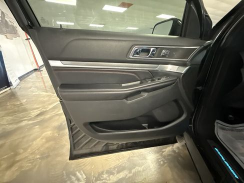 Used 2016 Ford Explorer Sport w/ Equipment Group 401A AWD/4WD image 12