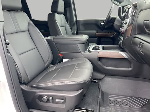 Used 2021 Chevrolet Silverado 1500 High Country w/ Safety Package II image 38