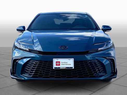 Certified 2025 Toyota Camry SE image 4