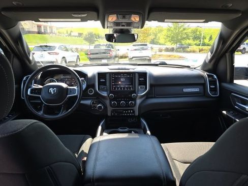 Used 2021 RAM 1500 Big Horn AWD/4WD image 14