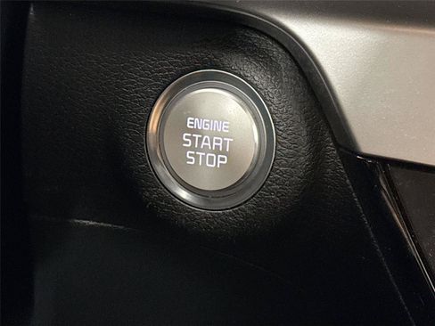 Used 2023 Kia Telluride LX FWD image 20